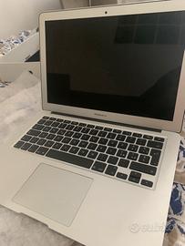 MacBook Air 13” 2017 non funzionante.Descrizione