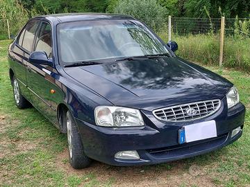 Hyundai accent