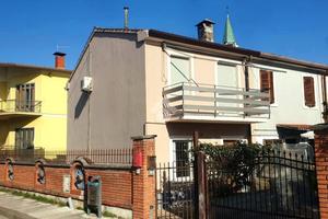 4 LOCALI A CASTEL D'AZZANO