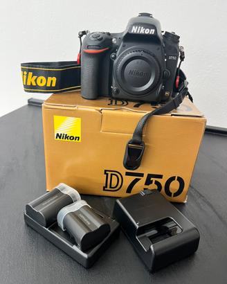 Nikon D750 + Sigma Art 24-70 f2.8 DG + vari