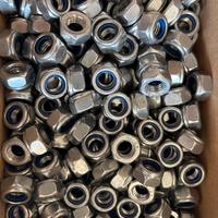 Dadi M10 autu bloccanti inox