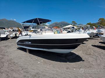 mano marine 21.50 wa 140cv suzuki