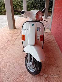 VESPA MODELLO 50 V