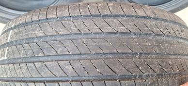 Gomme michelin 235/60/17