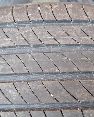 Gomme michelin 235/60/17
