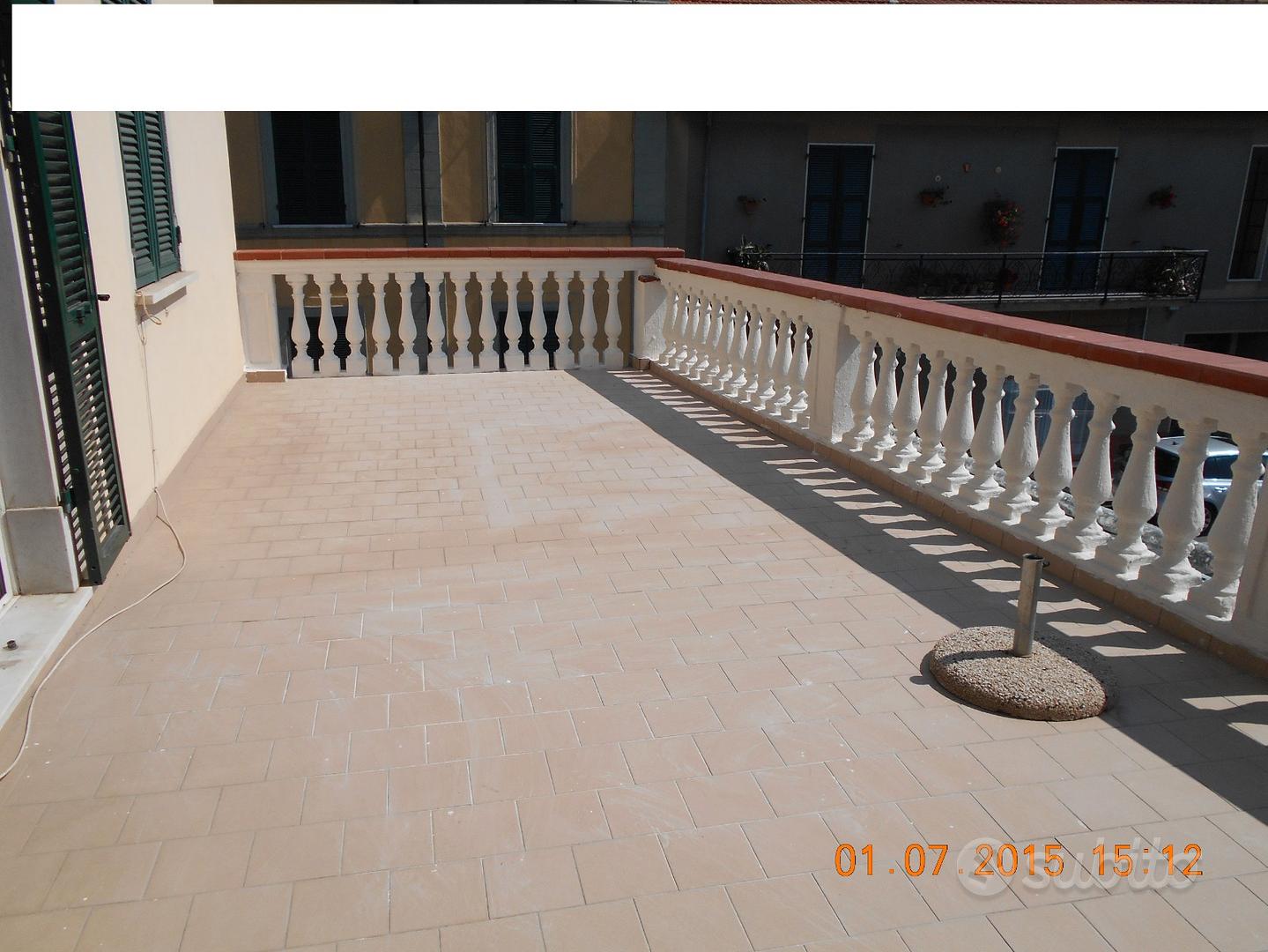 Palazzo 16 camere, 7 bagni, box triplo, terrazze - View 3