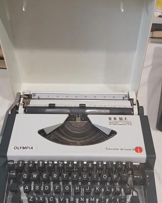   Olympia traveller de Luxe S  vintage 