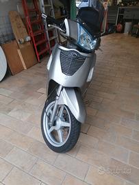 kimco people 200 i