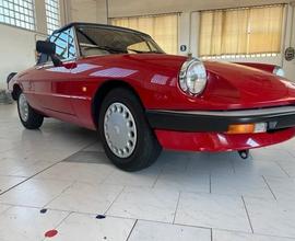 Alfa Romeo Spider 1.6