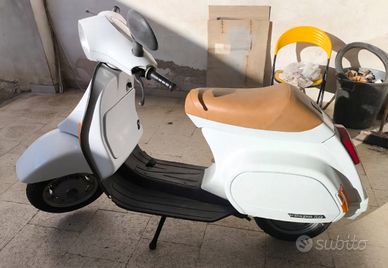 Vespa 50 LXV