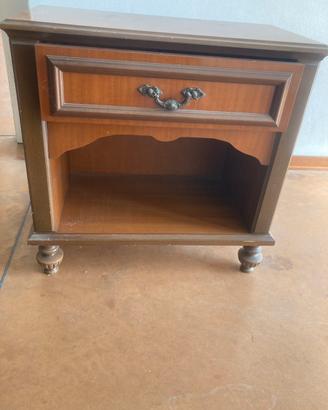 Comodini in vero legno
