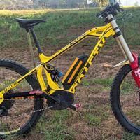 Moondraker Krafter xr  Marzocchi bomber
