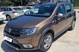 Dacia Sandero Stepway 1.5 Blue dCi 95 CV Comfort