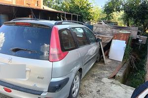 auto per pezzi