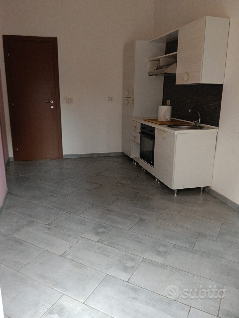 Negozio/Appartamento/Ufficio - Vista 3