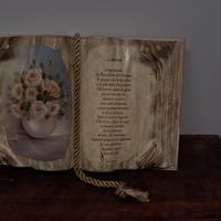 Targa Decorativa in Stile "Libro Antico"