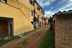 MULTILOCALE A CASCIANA TERME LARI