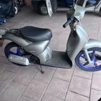 SCOOTER SCARABEO 50