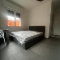 Locale con cucina e bagno privato