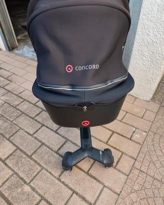 Carrozzina e guscio,  usato 