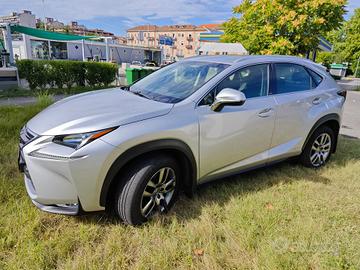 2016 Lexus NX300h 4WD Executive