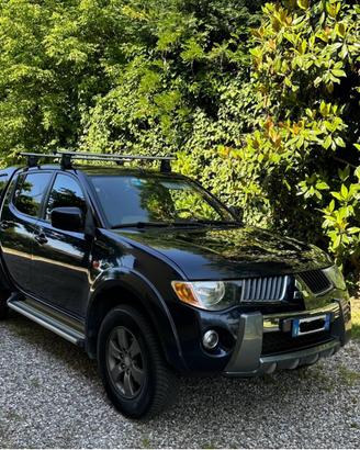 Mitsubishi L200 Double CAB