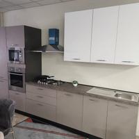 Cucine e divani possibile arredare l'intera casa 