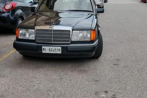 Mercedes w124 16v  permuto