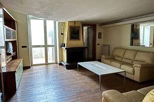 Quadri locale per studenti o lavoratori referenzia