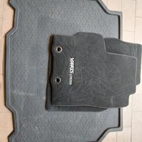 Tappetini e vasca originali Toyota yaris cross 