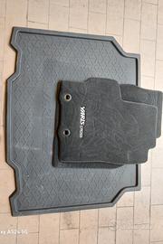 Tappetini e vasca originali Toyota yaris cross 