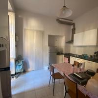 Ampio bilocale arredato libero subito