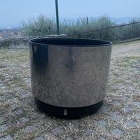 Portavaso in plastica con rotelle