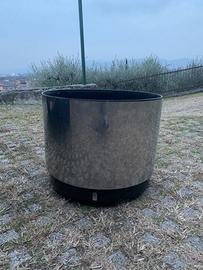 Portavaso in plastica con rotelle