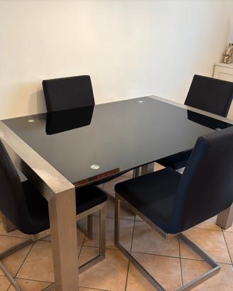 Tavolo allungabile in vetro e acciaio 6/8 persone