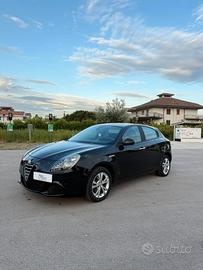 Alfa Romeo Giulietta 1.6 JTDm-2 105 CV Distinctive