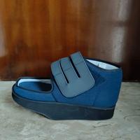 SCARPA ORTOPEDICA DESTRA NUOVA MAI USATA