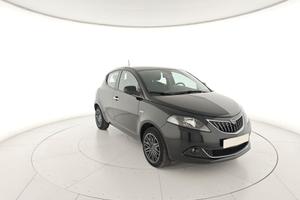 Lancia Ypsilon 1.0 FireFly 5 porte S&S Hybrid Gold