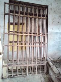 Inferriate antiche in ferro