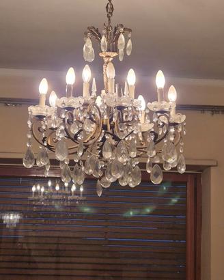 antico lampadario a goccia
