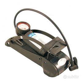 Pompa a pedale con manometro