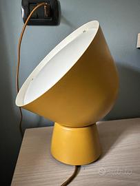 Lampada Ikea Ola Wihlborg giallo ocra
