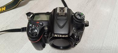 Nikon D 7100   per  foto  e  video  YouTube 