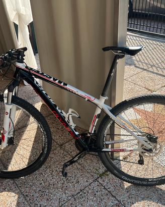 Mountain Bike Bianchi Master XC bianca e nera