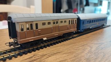 2 carrozze passeggeri bagagliaio trenino Lima H0