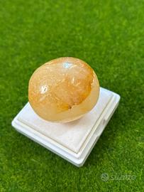 Citrino giallo oro Cabochon naturale 183 ct