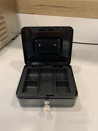 cassetta porta soldi