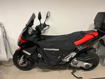 Coprigambe TERMOSCUDO Aprilia SR Max 300