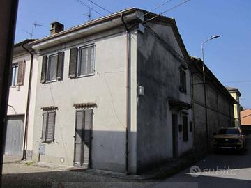 Immobile in asta di 96 m² con 3 locali a Pancarana