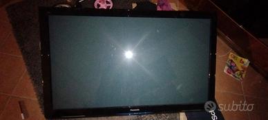 TV Panasonic viera 120x73 cm